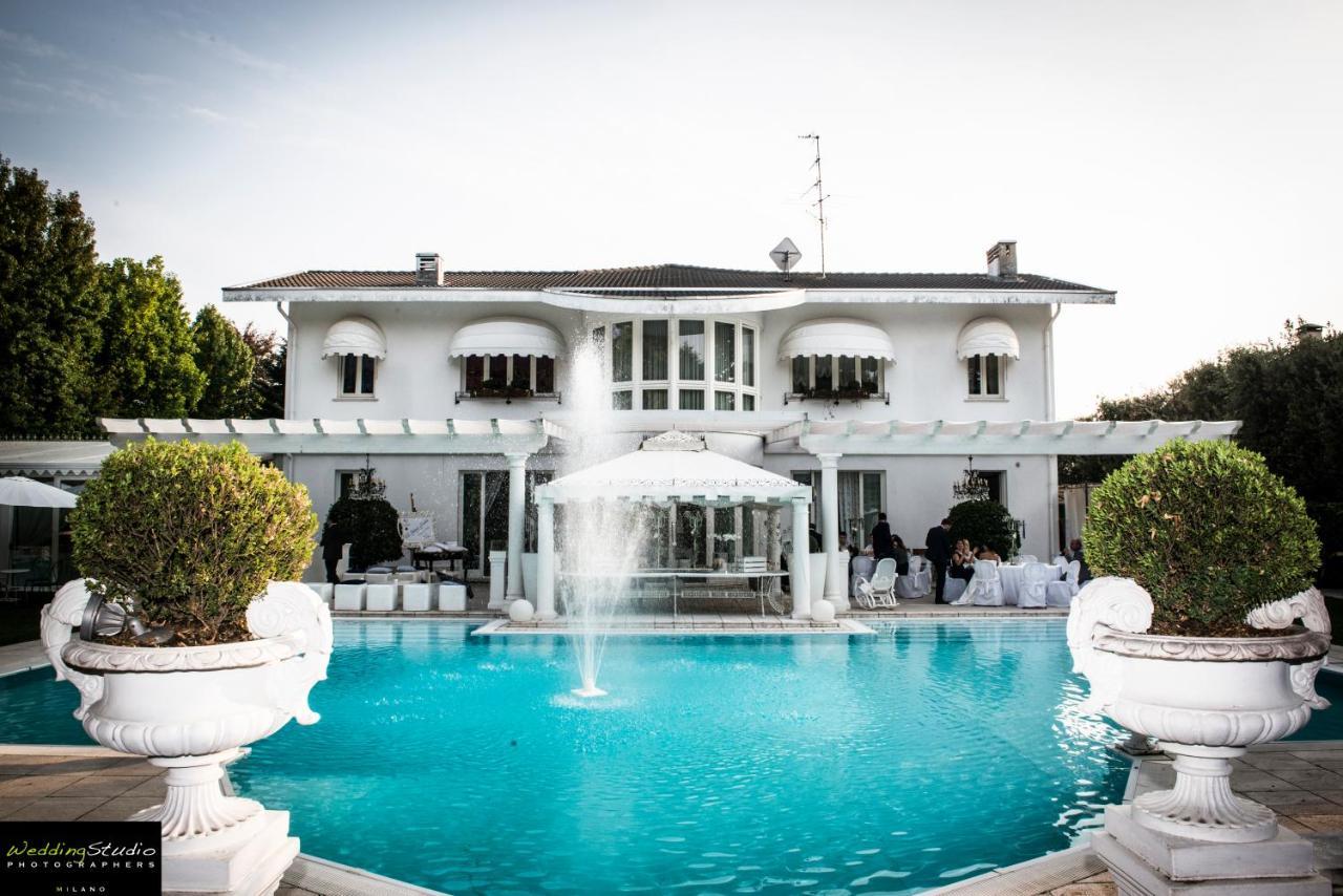 Villa Patrizia Magnago Екстер'єр фото
