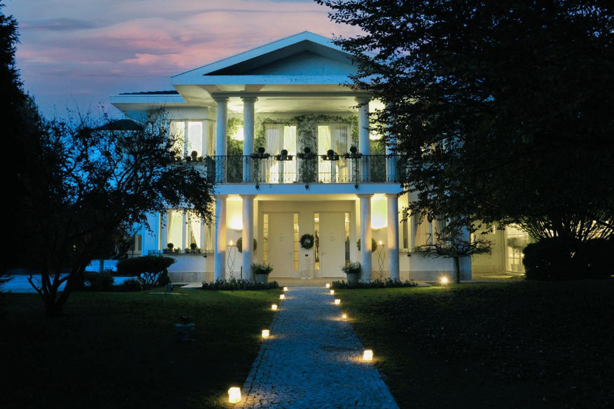 Villa Patrizia Magnago Екстер'єр фото